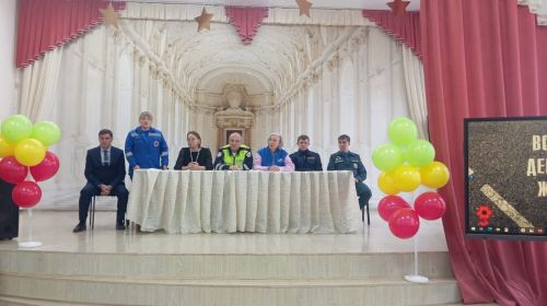 В Нурлате почтили память жертв дорожных аварий