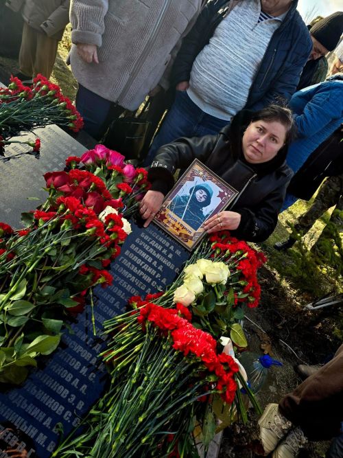 Имя героя СВО Айрата Бисенова увековечили в «Парке Памяти» в Рощинском