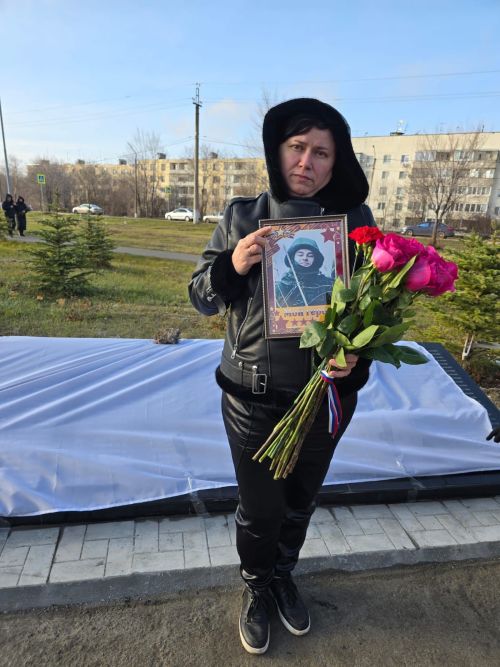 Имя героя СВО Айрата Бисенова увековечили в «Парке Памяти» в Рощинском