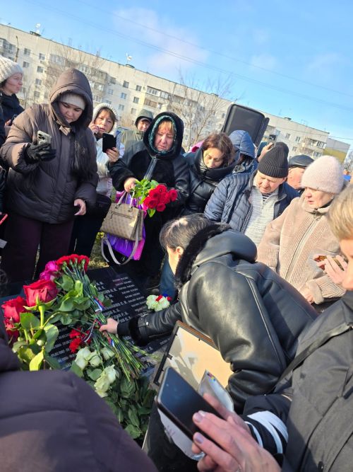 Имя героя СВО Айрата Бисенова увековечили в «Парке Памяти» в Рощинском