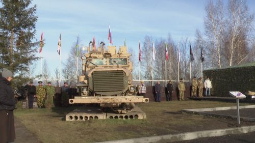 Британский броневик стал нурлатским трофеем