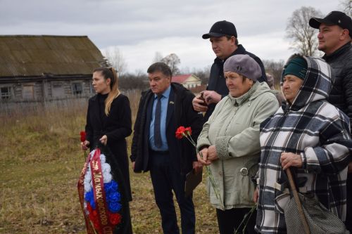 «Никто не забыт, ничто не забыто»: в Бутаихе открыли памятную стелу воинам-землякам