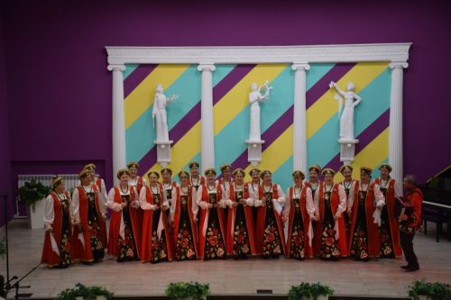 В Нурлате прошел праздничный концерт «Единой семьей», посвященный Дню народного единства