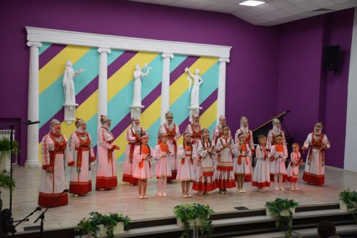 В Нурлате прошел праздничный концерт «Единой семьей», посвященный Дню народного единства