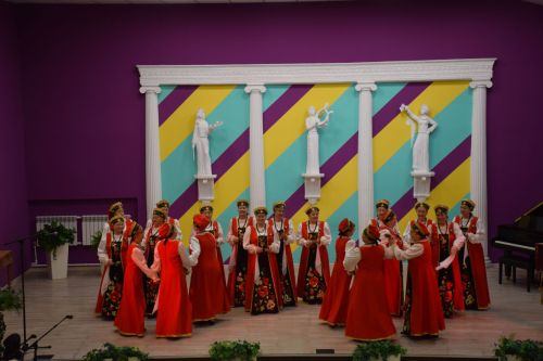 В Нурлате прошел праздничный концерт «Единой семьей», посвященный Дню народного единства