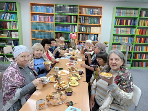Душевное «Чаепитие по-литературному» прошло в центральной библиотеке Нурлата