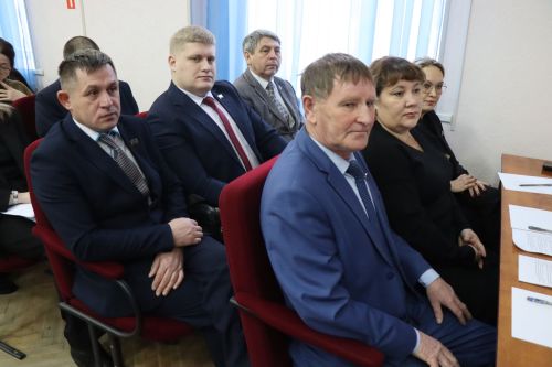 В Нурлате состоялась очередная сессия советов города и района