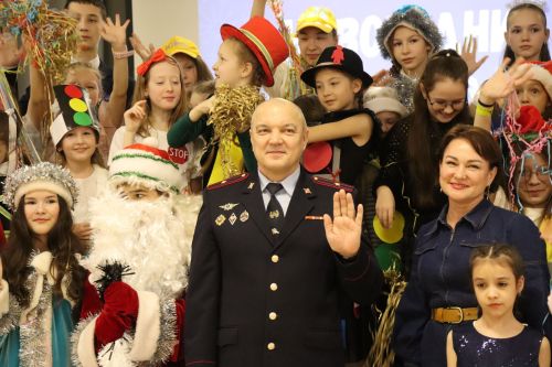 Ёлка безопасности: как юные инспекторы движения встречали Новый год