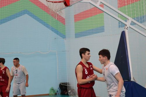В Нурлате стартовал дивизионный этап чемпионата Школьной баскетбольной лиги «КЭС-БАСКЕТ»