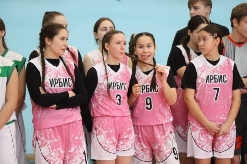 В Нурлате стартовал дивизионный этап чемпионата Школьной баскетбольной лиги «КЭС-БАСКЕТ»