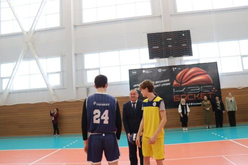 В Нурлате стартовал дивизионный этап чемпионата Школьной баскетбольной лиги «КЭС-БАСКЕТ»