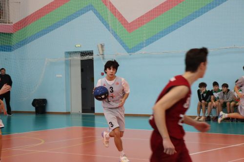 В Нурлате стартовал дивизионный этап чемпионата Школьной баскетбольной лиги «КЭС-БАСКЕТ»