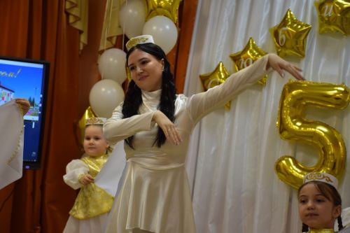 Полвека в лучах «Солнышка»: детский сад Нурлата отметил золотой юбилей