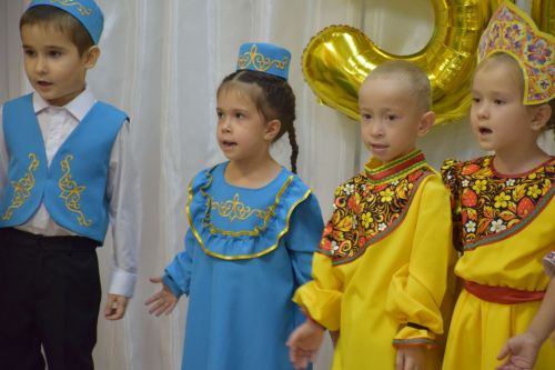 Полвека в лучах «Солнышка»: детский сад Нурлата отметил золотой юбилей