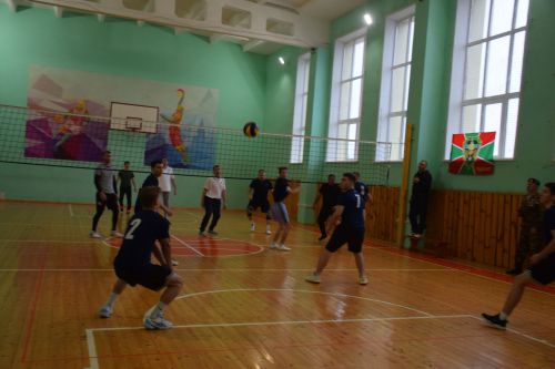 Турнир мужества и памяти в Нурлате: сильнейшие команды собрались в честь предстоящего Дня Героев Отечества