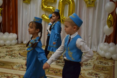 Полвека в лучах «Солнышка»: детский сад Нурлата отметил золотой юбилей