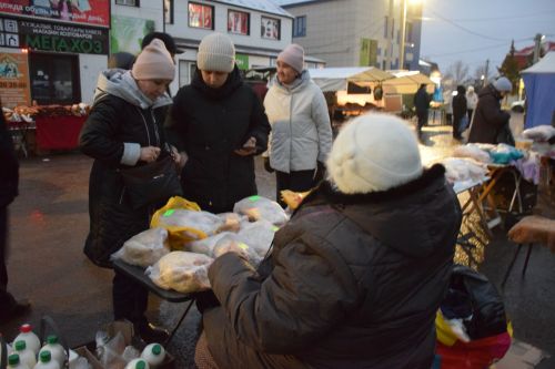 В Нурлате проходит сезонная сельскохозяйственная ярмарка, приуроченная к декаде инвалидов