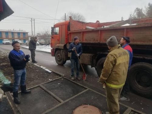 В Нурлате спасатели помогли пострадавшей после пожара семье