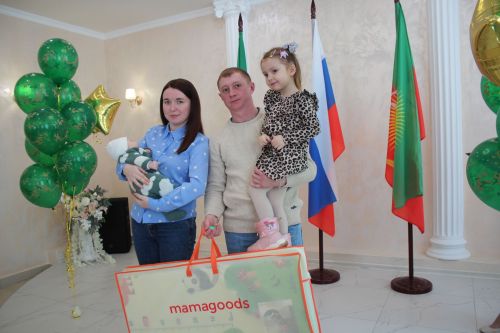 В Нурлате прошла акция «Подарок новорожденному»