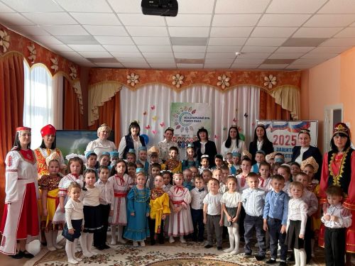 В детском саду «Солнышко» отметили Международный день родного языка