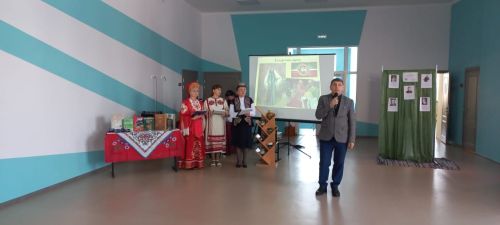 В школе №8 города Нурлат провели мероприятие к Международному дню родного языка