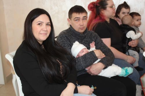 В Нурлате прошла акция «Подарок новорожденному»