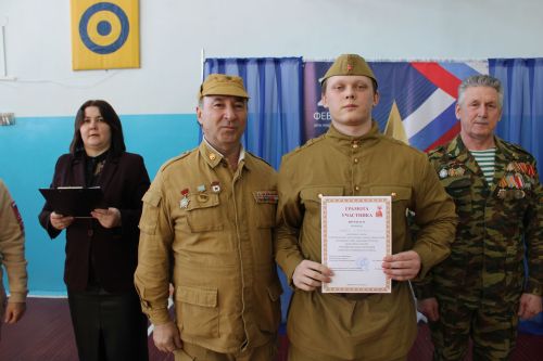 Муниципальный этап смотра строя и песни среди школьников прошел на базе Нурлатской гимназии