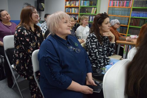 В межпоселенческой центральной библиотеке города Нурлат состоялась презентация новой книги Альфии Тухватуллиной