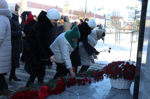 Нурлатцы почтили память легендарного руководителя Габбаса Гиматдинова