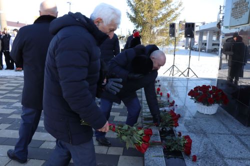 Нурлатцы почтили память легендарного руководителя Габбаса Гиматдинова