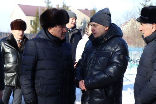 Нурлатцы почтили память легендарного руководителя Габбаса Гиматдинова