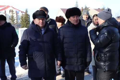 Нурлатцы почтили память легендарного руководителя Габбаса Гиматдинова