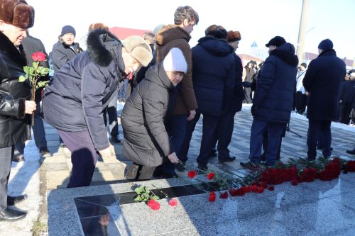 Нурлатцы почтили память легендарного руководителя Габбаса Гиматдинова