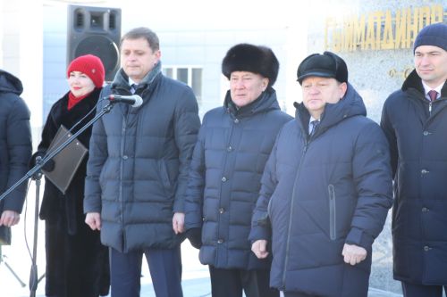 Нурлатцы почтили память легендарного руководителя Габбаса Гиматдинова