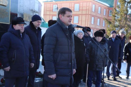 Нурлатцы почтили память легендарного руководителя Габбаса Гиматдинова
