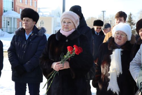 Нурлатцы почтили память легендарного руководителя Габбаса Гиматдинова