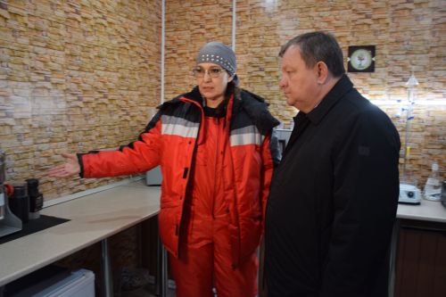 Глава Нурлатского района Дамир Ишкинеев посетил новый завод по производству подсолнечного масла
