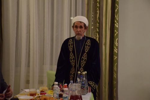 Глава района Дамир Ишкинеев провел традиционный ифтар в честь священного месяца Рамадан