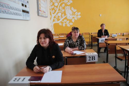 Родители Нурлата испытали на себе, что такое ЕГЭ по математике базового уровня