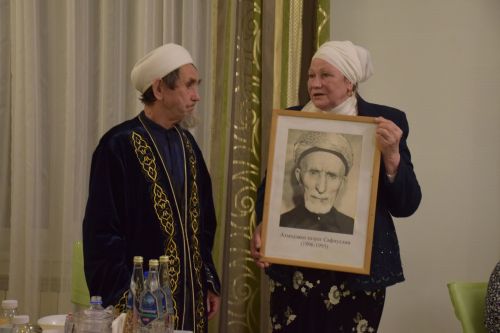 Глава района Дамир Ишкинеев провел традиционный ифтар в честь священного месяца Рамадан