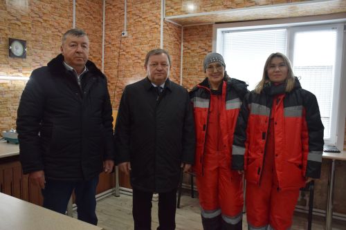 Глава Нурлатского района Дамир Ишкинеев посетил новый завод по производству подсолнечного масла