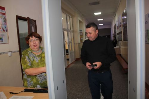 Родители Нурлата испытали на себе, что такое ЕГЭ по математике базового уровня
