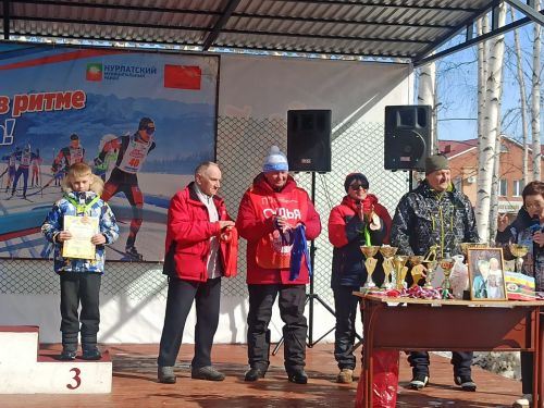 В Нурлате прошли лыжные соревнования памяти ветерана спорта Петра Казакова (+ фоторепортаж)