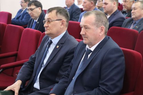 В Нурлате прошла очередная сессия советов района и города