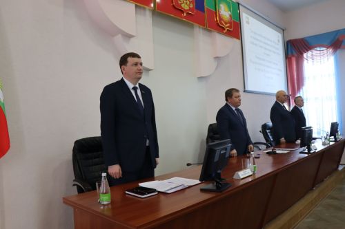 В Нурлате прошла очередная сессия советов района и города