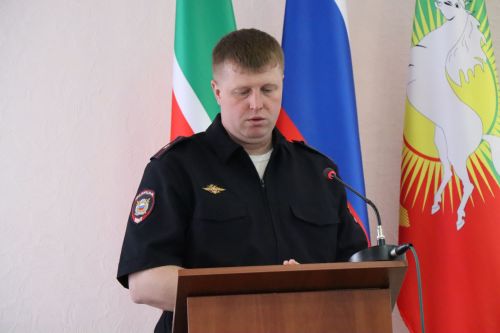 Дамир Ишкинеев провел заседание антинаркотической комиссии в Нурлатском районе