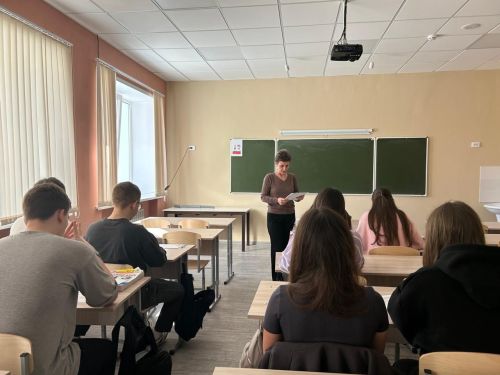 Нурлатские выпускники усиленно готовятся к ОГЭ и ЕГЭ во время каникул