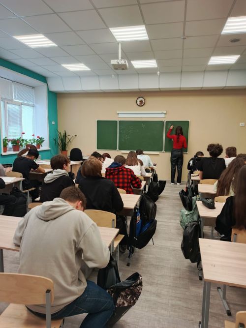 Нурлатские выпускники усиленно готовятся к ОГЭ и ЕГЭ во время каникул