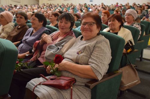 В Нурлате состоялся праздничный концерт в честь Международного женского дня