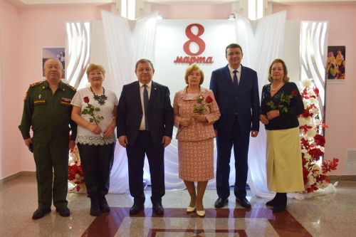 В Нурлате состоялся праздничный концерт в честь Международного женского дня